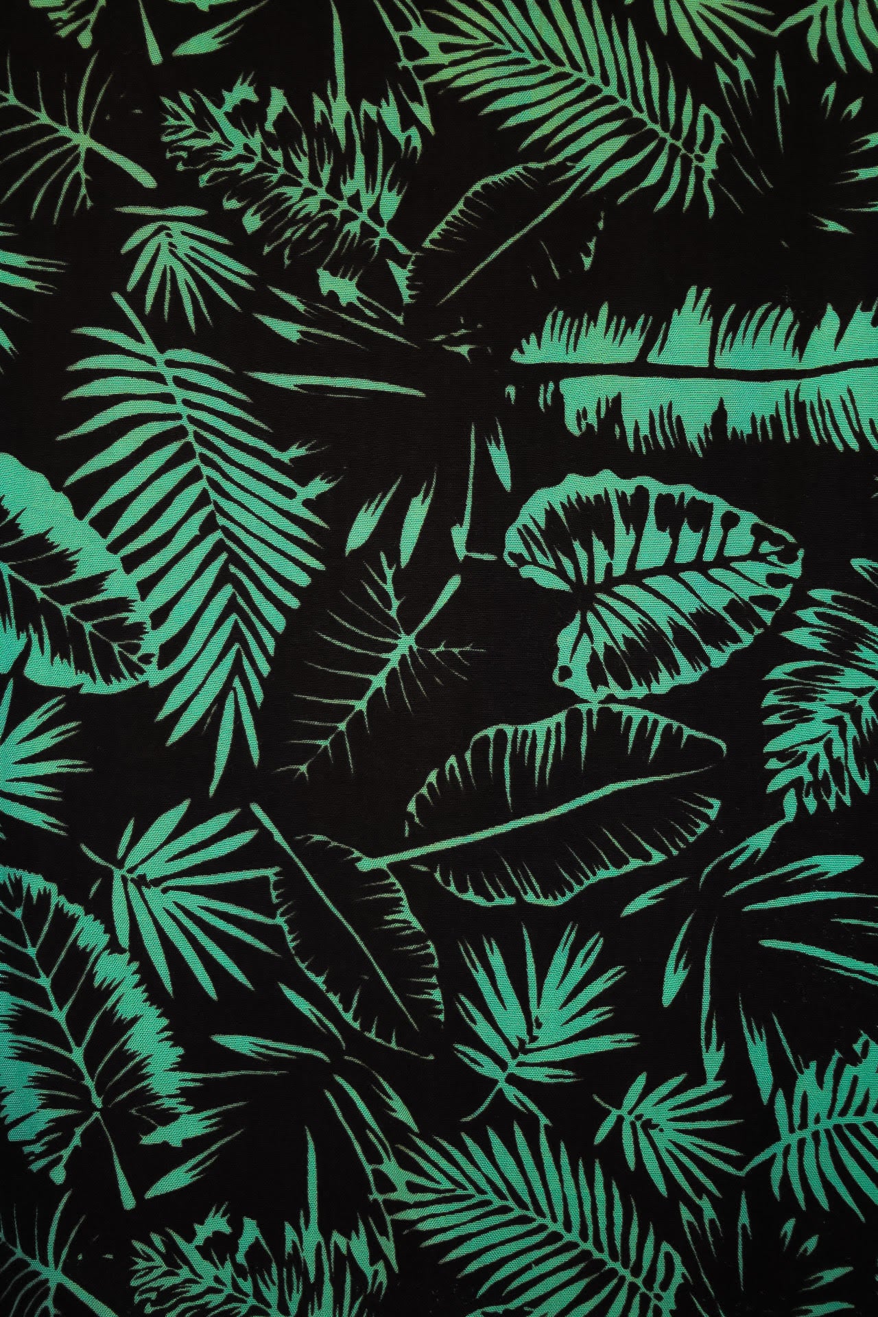 black with green fern pattern swatch
