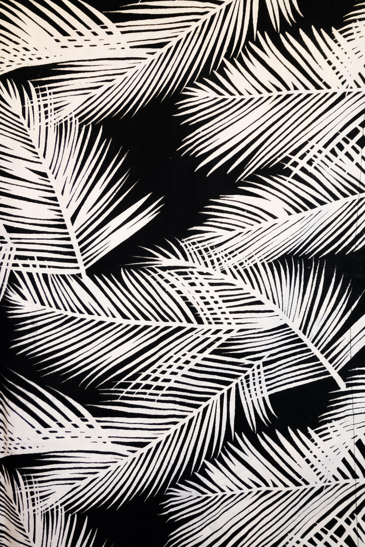 black with white fern pattern swatch