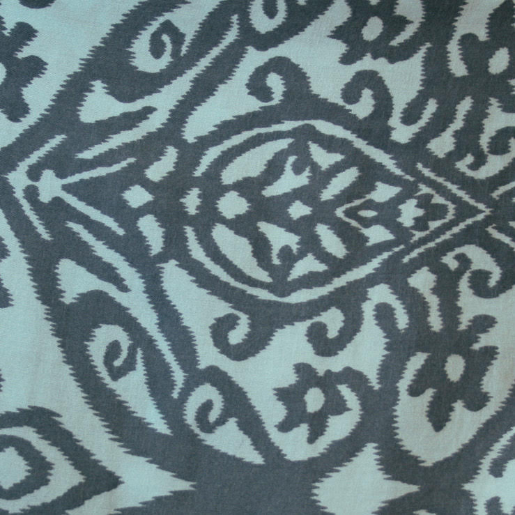 Gray with blue crest pattern swatch