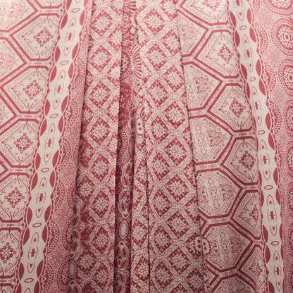 Rose with white pattern swatch