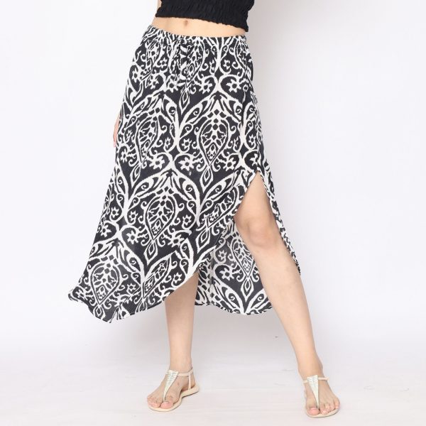 Oval Hemmed Skirt Without Pockets - Image 11